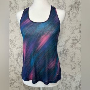 Nike Breathe Cool Tank, Multicolor. Size S